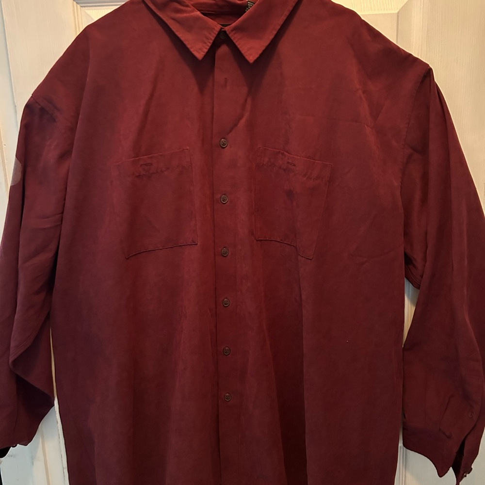 Perry Ellis Men's Deep Red Casual Button Down Shirt
